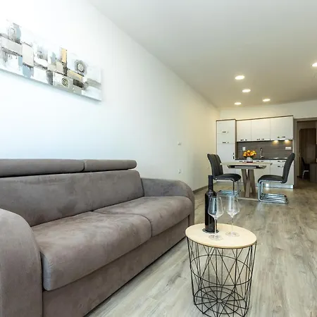 Maris Apartmán *
