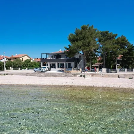 Maris Apartman Sveti Filip i Jakov