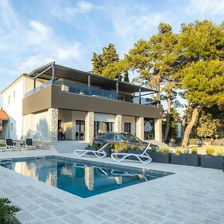 Maris Apartman Sveti Filip i Jakov