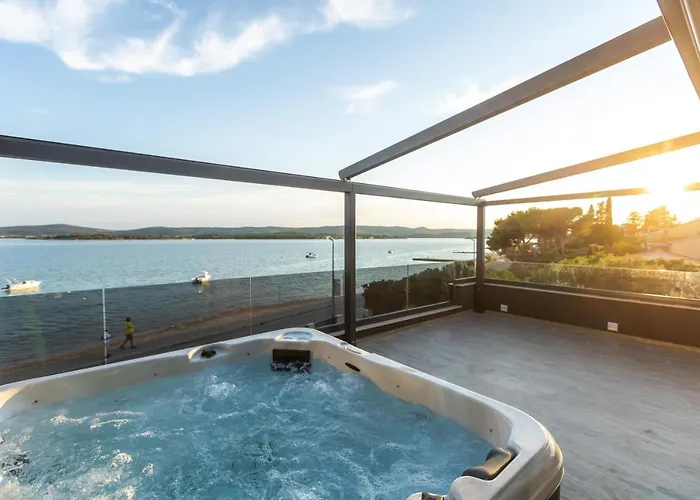 Lägenhet Maris Sveti Filip i Jakov